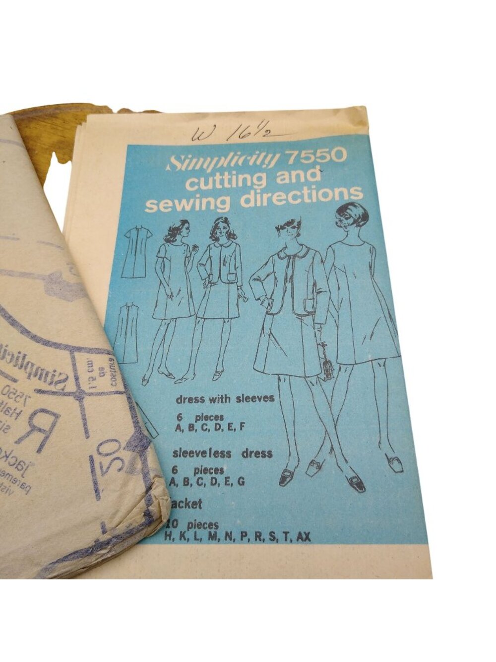 UNCUT Vintage Sewing PATTERN Simplicity 7550, Misses 1968 Dress and Jacket